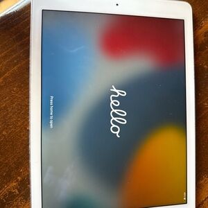 COPY - Apple iPad - White